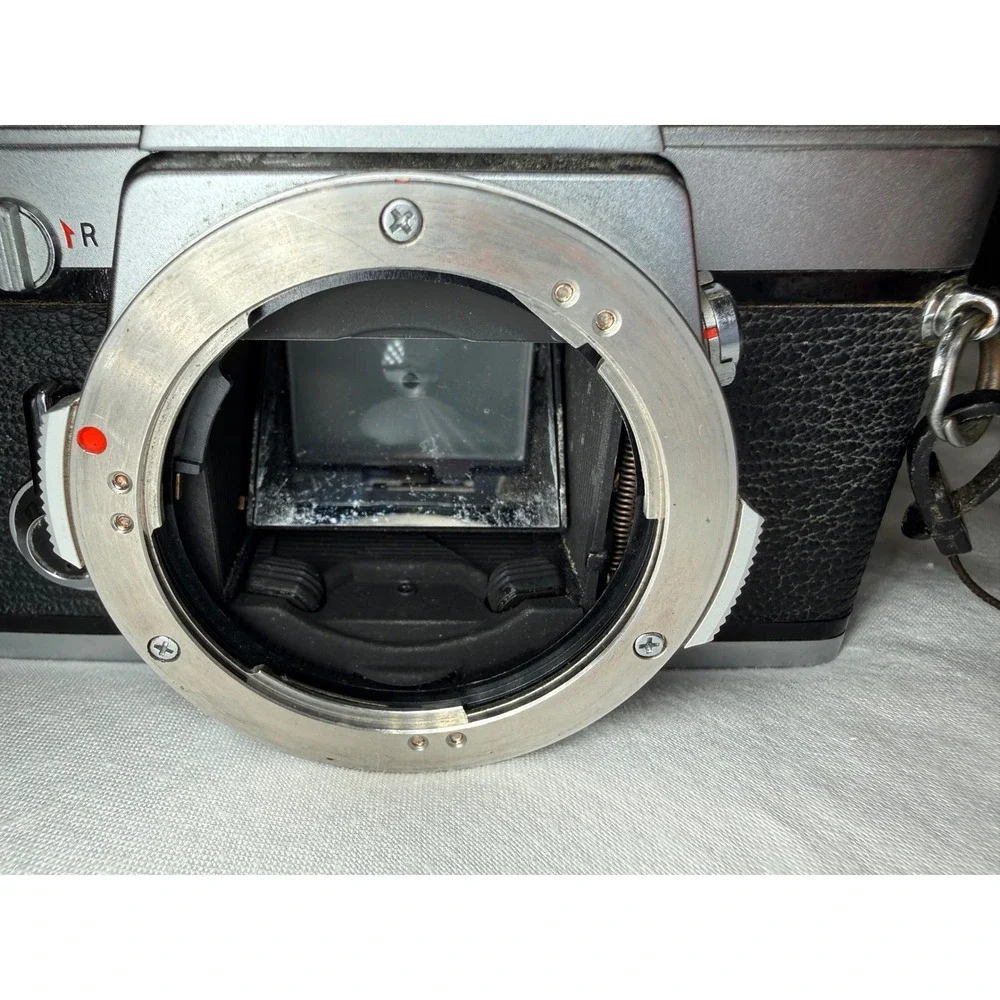 Vintage Olympus OM-2 MD 35mm SLR Film Camera Body Chrome Tested READ